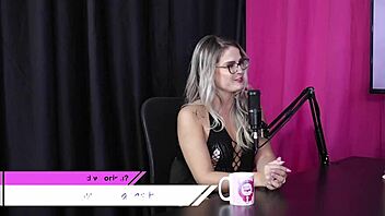 never seen such a weird sack but still gave it a lick despite the disgust - malu paz