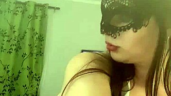 emma kohn dances with her big natural tits