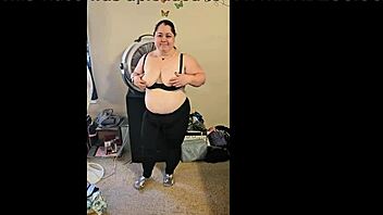 BBW brineta zavodi plesnim pokretima u solo striptizu.