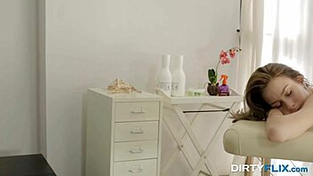 Serpente Edita's Sensual Essence in Oiled Hardcore Doggystyle Action