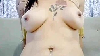 Fuck That Monster Cock With Dildo On Shaved Pussy!