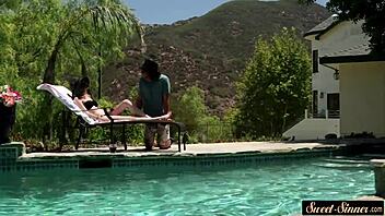 beautiful stepdaughter bounces on hard dick cowgirl style 😘