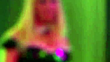 Watch hot stepmom rip clothes on stage?