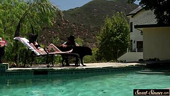 beautiful stepdaughter bounces on hard dick cowgirl style 😘