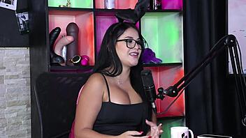 I have few fetishes left, wanted plane sex with a good lover - beatriz sampaio in sheer red lingerie