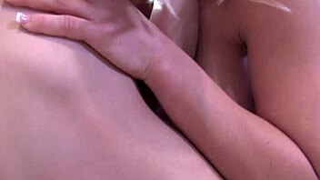 i'm licking this skinny petite 18+ girl to orgasm