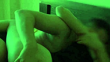 milf babe rides and gets cum in pussy