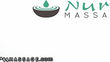 hey shy client, wanna relax with my big ass?