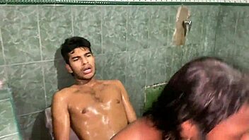 i do hidden anal things with my stepsister in the bathroom, cum everywhere. 😘