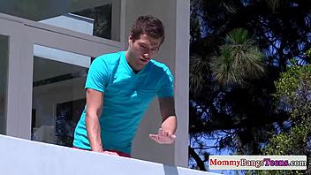 BUSTY BLONDE MILF FUCKS TEEN 18+S IN GROUP