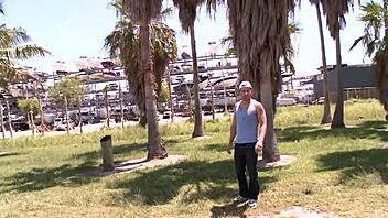 Homosexual hunk sucks cock to orgasm in fucking video.