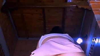 linda estudiante termina follando duro con su maestro