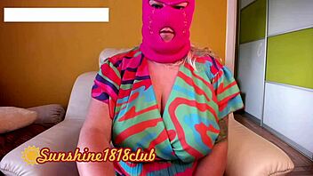 Big boobs on webcam.