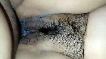 Beautiful Asian Amateur Wants Cumshot in Her Belly, Not on Her Natural Tits