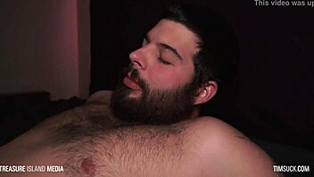 Cute cub gets jizz milked out, so hot! 🥵