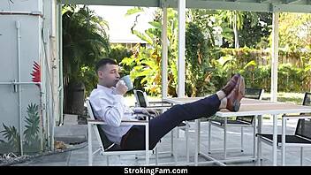 Rachel Rivers and Johnny Love Mix Internship with Stepsister Fun