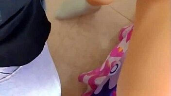 Real Estudiante Britany Prueba Verga Por Primera Vez Recién Cumple 18 Y De Regalo Me La Llevo Al Motel A Qué Pruebe Verga Y Leche Por Primera Vez Y No Dice Nada Casero Real