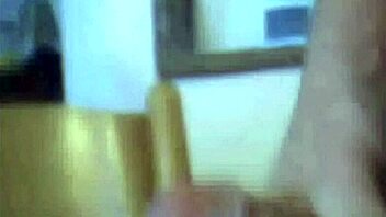 i'm from cordoba and showin my short dick on webcam