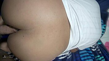 las estudiantes ofrecen su culito por mejores calificaciones hoy