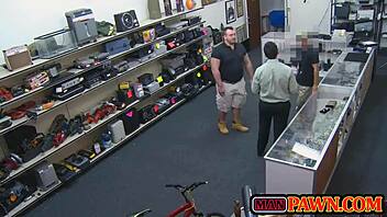 want to see twink sucking dick?