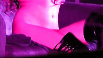 hey, trying out this erotik meese dildo for some sexy toy fun