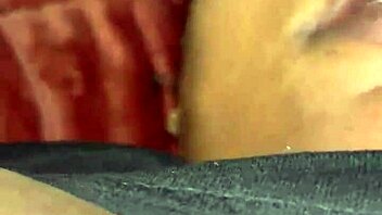 Fucking Her Pussy Up Close Til She Creams!