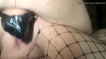 Sexy silly sluts playing naughty games 😈