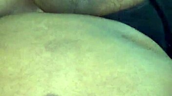 Fucking Her Pussy Up Close Til She Creams!