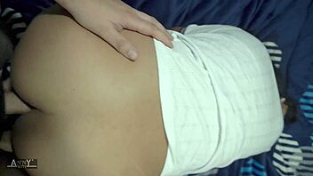 las estudiantes ofrecen su culito por mejores calificaciones hoy