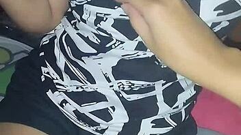 Beautiful Asian Amateur Wants Cumshot in Her Belly, Not on Her Natural Tits