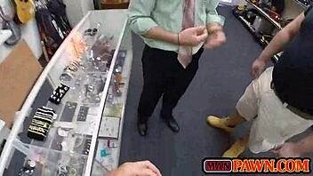 want to see twink sucking dick?