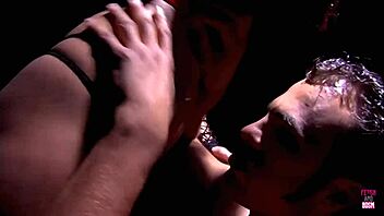 couple enjoys hard anal play 😈