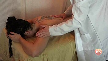 Lets him release on her ass after massage