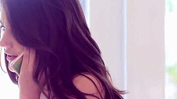 pretty adria rae and danica dillon getting screwed hard.