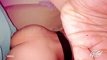 i'm a horny wife gettin creampie from friend while husband sleeps