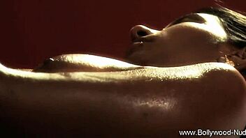 花园裸舞勾引诱惑