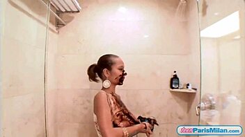 Teen paris milan spreads chocolate on her body