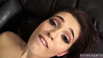 Teen Amateur Big Ass Takes on Black XXX Sucking