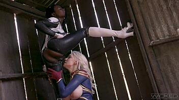 Wicked - captain marvel makes her alter dimension black self squirt hard full scene