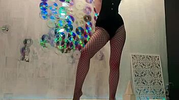 Passionate Beauty Teases Pussy To Crazy Orgasm After Photoshoot