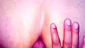 Madurita latina bent over for hardcore licking