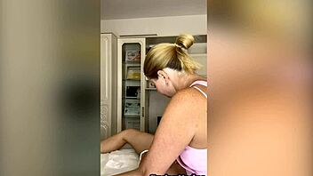 Sugarnadya Depilates Her Hairy Pussy For The First Time In Reality