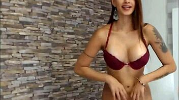 big tits mollya model masturbates on webcam, her pussy and ass so hot
