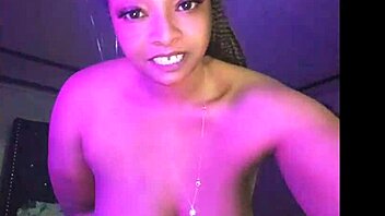 eva sends a flirty valentines tease