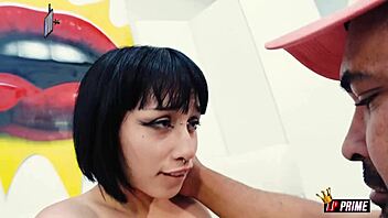 Can This Teen Handle Anal Gape?