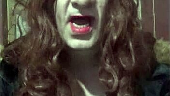 Crossdresser Intensely Masturbates With Machine