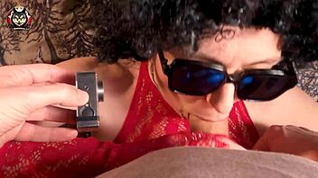 Damn, my milf stepsister’s pussy got totally busted!