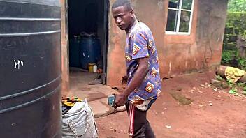 Wanna see hot cumshot on anime hentai ass?