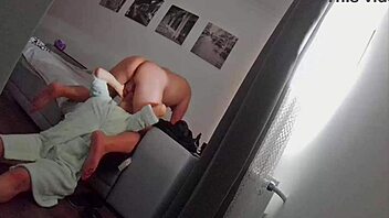 Beste vriend ramt mijn wijfs kont hard 😡