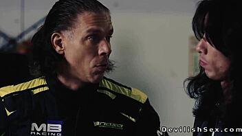 Japanese Hardcore Blowjob and Intense Fuck in Warehouse Action